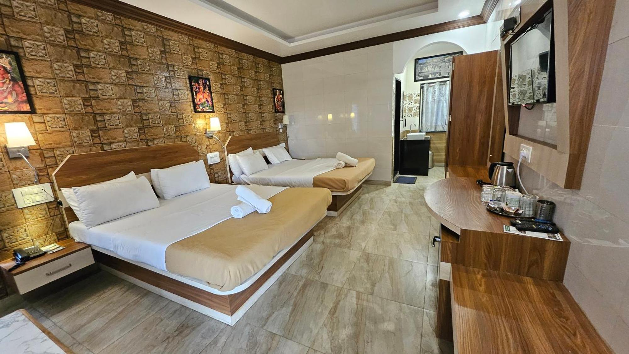 Ellora Heritage Resort Bagian luar foto