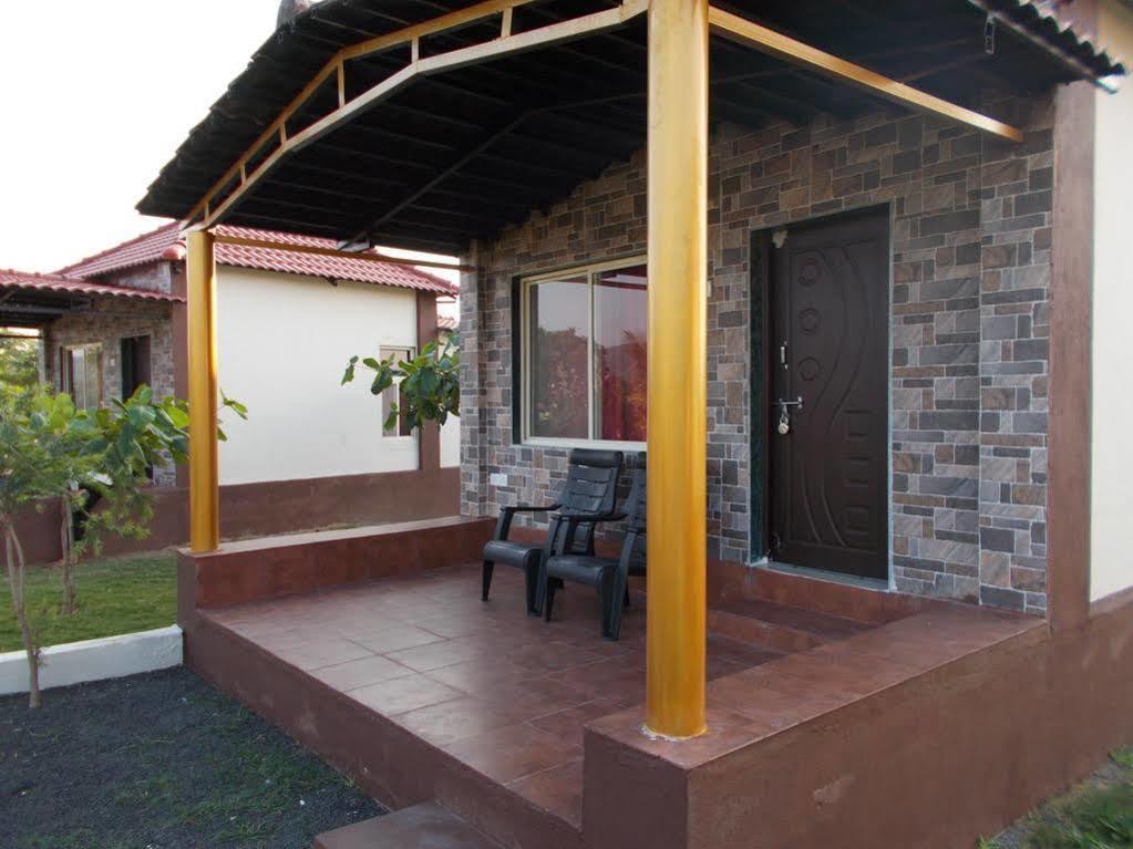 Ellora Heritage Resort Bagian luar foto